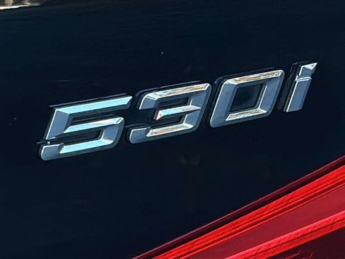 Used 2018 BMW 530i xDrive image 56