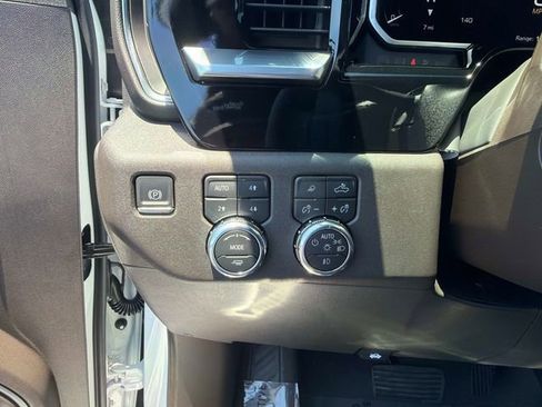 New 2026 GMC Sierra 1500 SLT w/ SLT Premium Plus Package AWD/4WD image 30