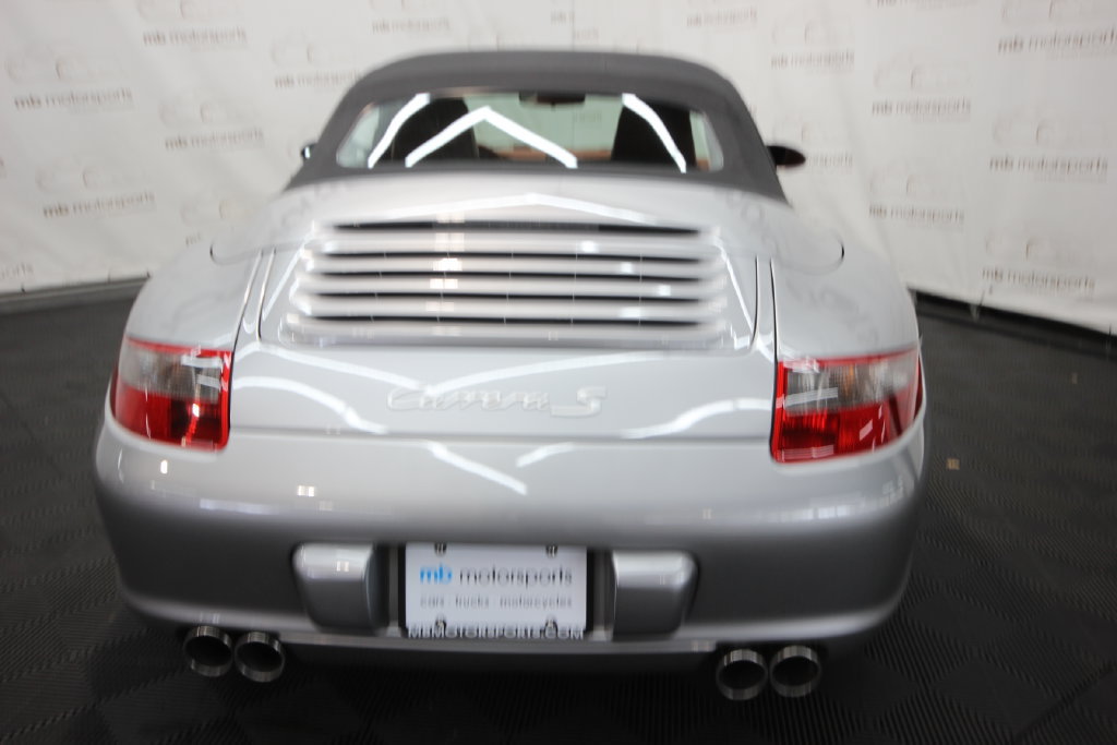 Used 2006 Porsche 911 Carrera S RWD image 5