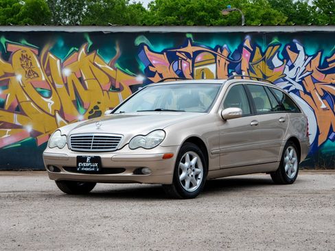 Used 2002 Mercedes-Benz C 320 Wagon image 6