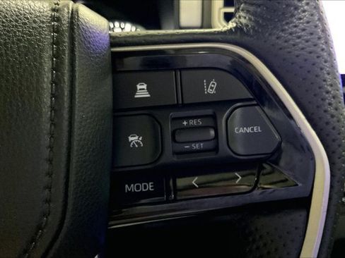 Used 2022 Toyota Tundra Limited AWD/4WD image 19
