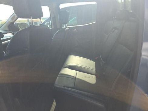 Used 2023 Ford Ranger Lariat w/ Technology Package AWD/4WD image 6