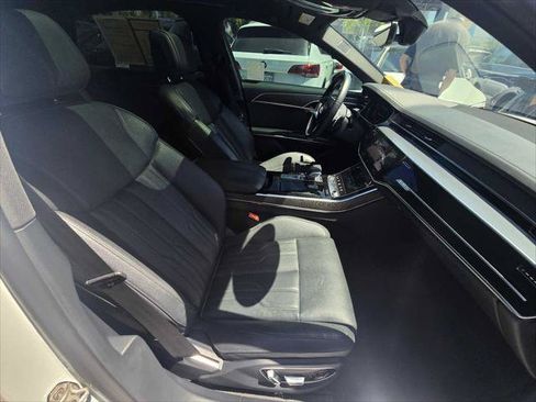 Used 2022 Audi A8 L 3.0T w/ Executive Package AWD/4WD image 10