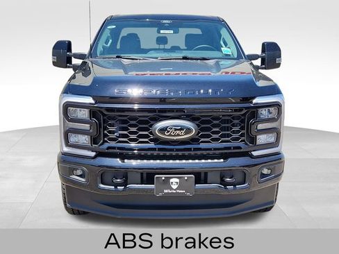 New 2025 Ford F350 Lariat w/ Black Appearance Package image 7