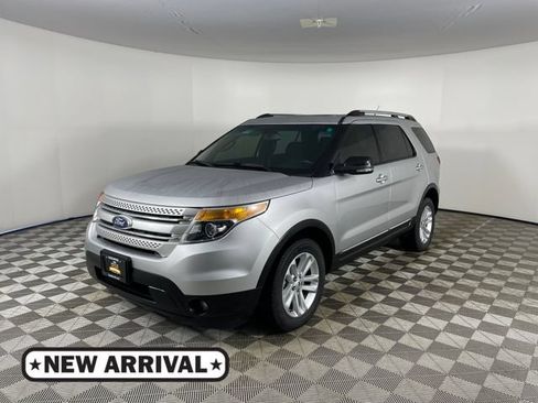 Used 2012 Ford Explorer XLT AWD/4WD image 1