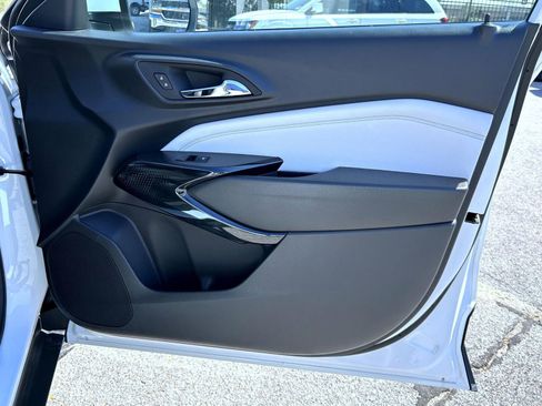 New 2026 Chevrolet Trax LT w/ Driver Confidence Package image 15