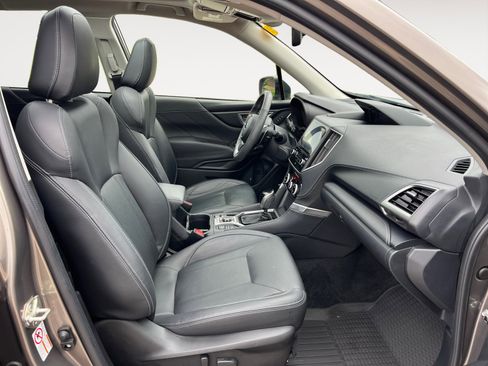 Used 2019 Subaru Forester Touring AWD/4WD image 18