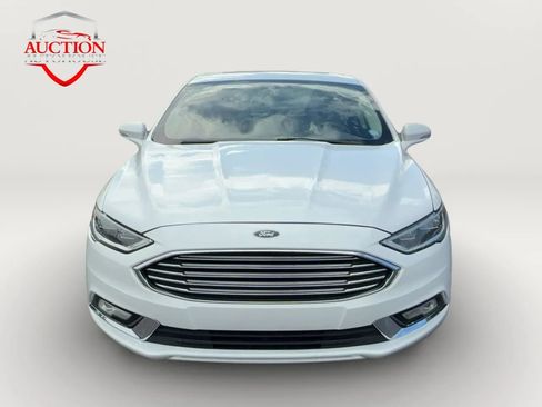 Used 2018 Ford Fusion Titanium AWD/4WD image 2