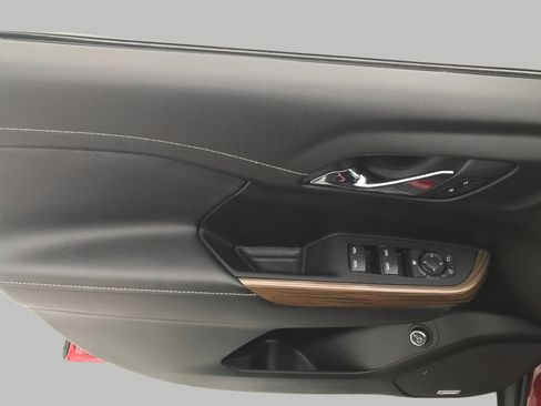 Used 2023 GMC Acadia SLE w/ Driver Convenience Package image 24