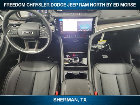New 2026 Jeep Grand Cherokee Limited AWD/4WD image 18