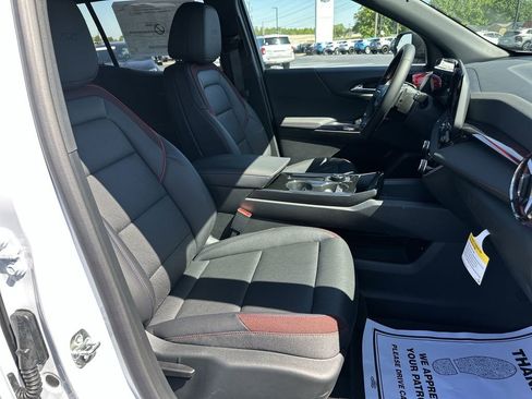 New 2026 Chevrolet Equinox RS FWD image 29