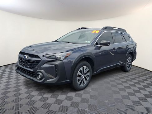 Used 2024 Subaru Outback AWD/4WD image 3