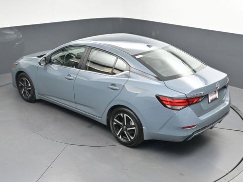 Used 2024 Nissan Sentra SV image 34