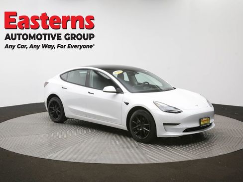Used 2023 Tesla Model 3 Standard Range image 45