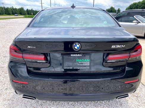 Used 2022 BMW 530i xDrive w/ Premium Package AWD/4WD image 5