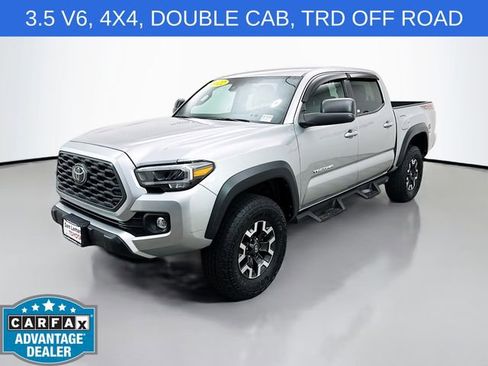 Used 2022 Toyota Tacoma TRD Off-Road AWD/4WD image 3