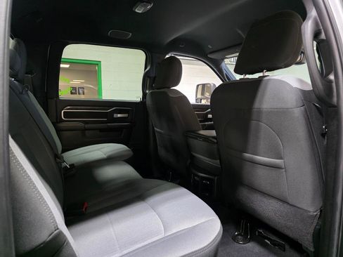 Used 2024 RAM 2500 Big Horn w/ Level 2 Equipment Group AWD/4WD image 23
