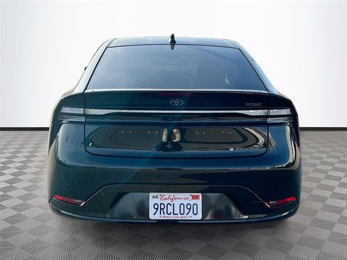 Used 2024 Toyota Prius Prime XSE Premium image 6