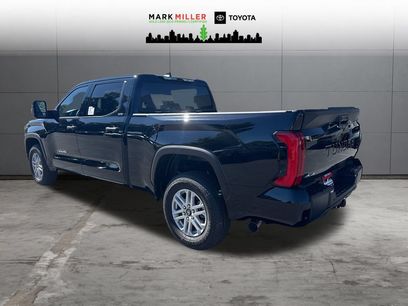 New 2026 Toyota Tundra SR5 w/ SR5 Convenience Package