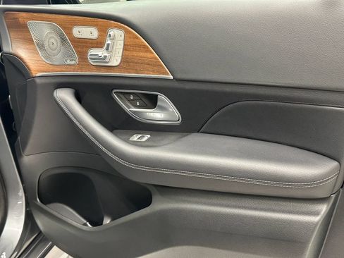 Certified 2025 Mercedes-Benz GLS 450 4MATIC image 16