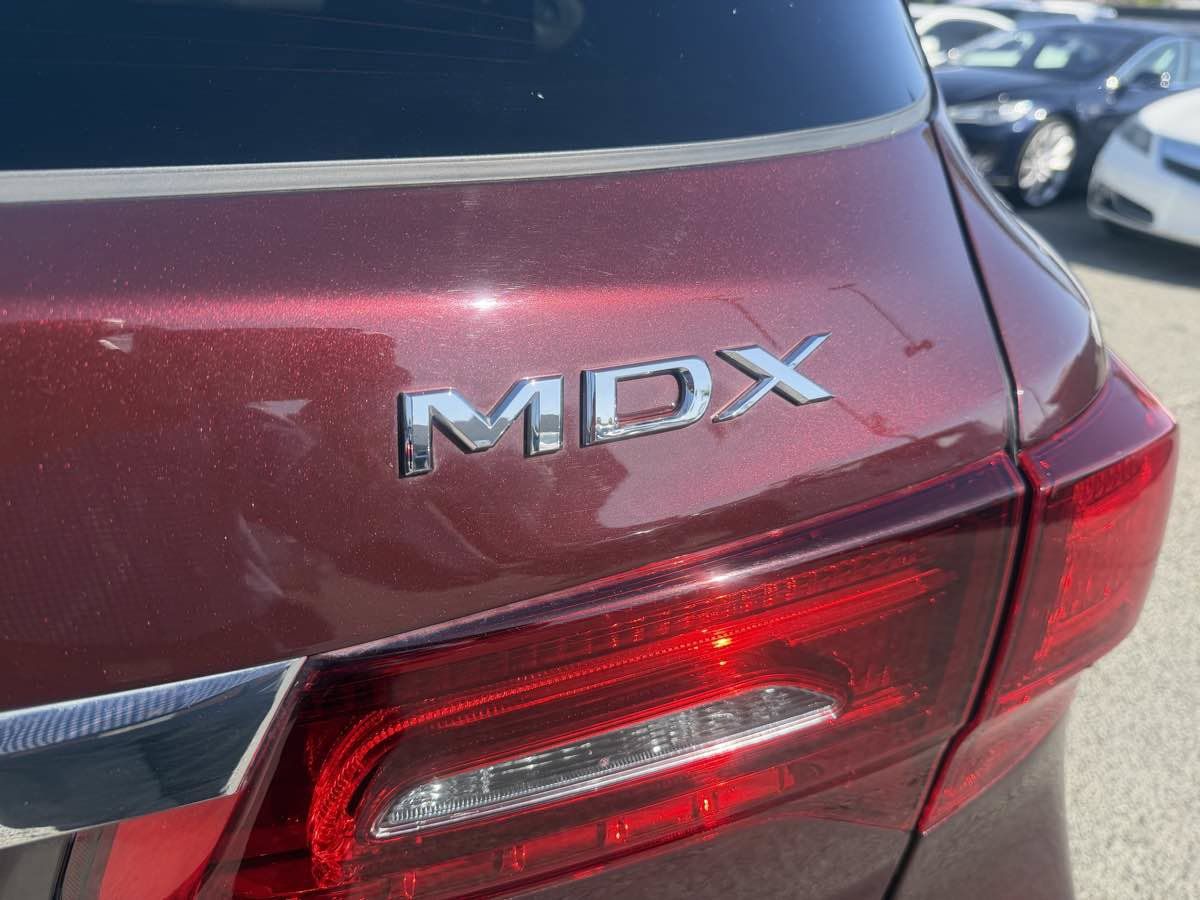 Used 2017 Acura MDX w/ Technology Package FWD image 6