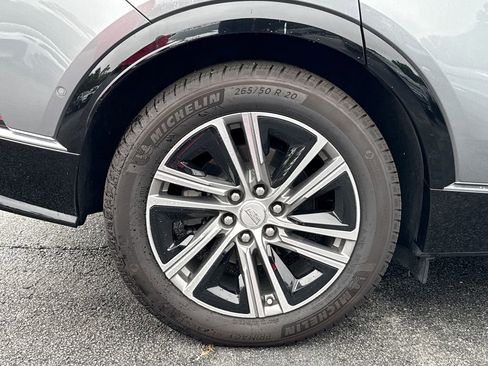 New 2023 Cadillac Lyriq 2WD image 17