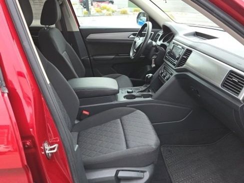 Used 2019 Volkswagen Atlas S w/ Towing Package image 32