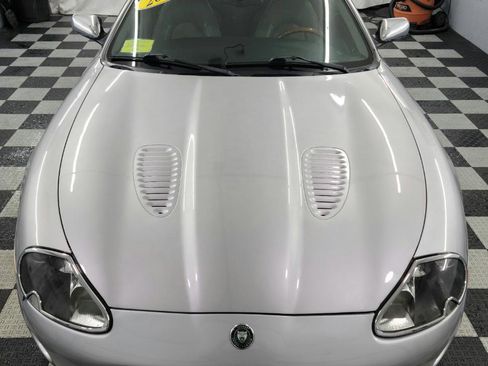Used 2005 Jaguar XK8 Convertible RWD image 7