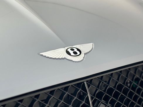New 2024 Bentley Continental GT V8 image 31