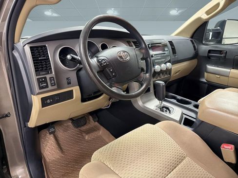 Used 2012 Toyota Tundra 2WD CrewMax w/ SR5 Pkg image 4