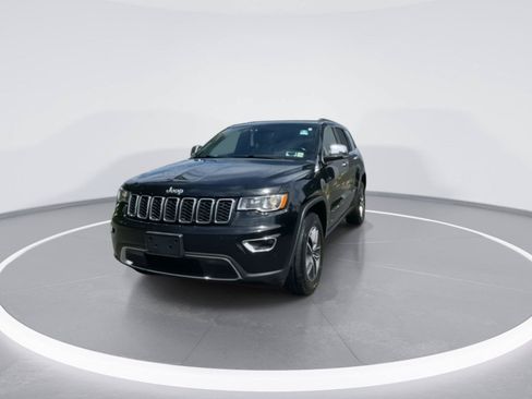 Used 2021 Jeep Grand Cherokee Limited w/ Sun & Sound Group AWD/4WD image 4