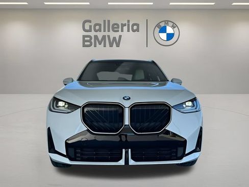 Used 2026 BMW X3 xDrive30i w/ Premium Package AWD/4WD image 3