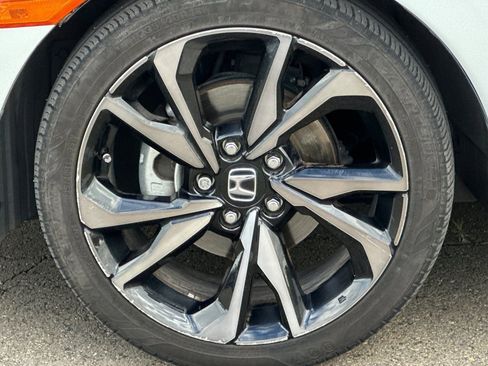 Used 2020 Honda Civic Sport image 41