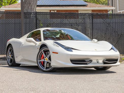 Used 2012 Ferrari 458 Spider RWD image 4