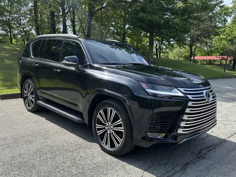 Used 2026 Lexus LX 700h Luxury AWD/4WD image 1