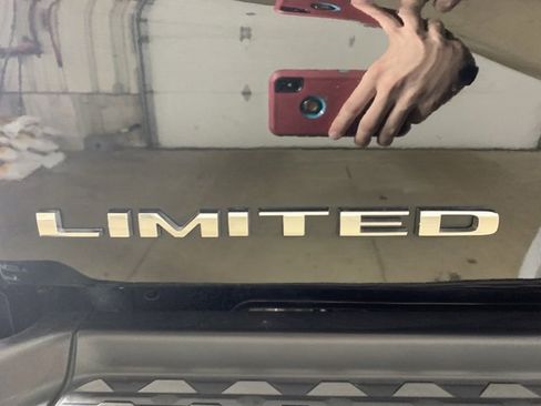 Used 2023 RAM 2500 Limited image 33