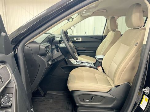 Used 2023 Ford Explorer 4WD image 18
