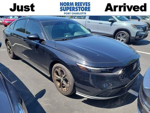 Used 2025 Honda Accord SE image 1