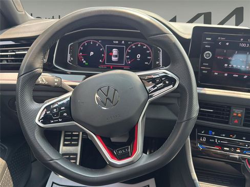 Used 2025 Volkswagen Jetta GLI Autobahn FWD image 12