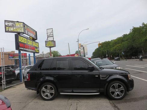 Used 2011 Land Rover Range Rover Sport HSE LUX AWD/4WD image 8