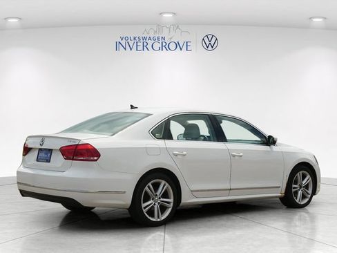 Used 2014 Volkswagen Passat 1.8T SEL Premium FWD image 7