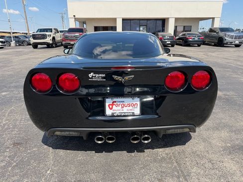 Used 2009 Chevrolet Corvette Coupe w/ Preferred Equipment Group RWD image 12