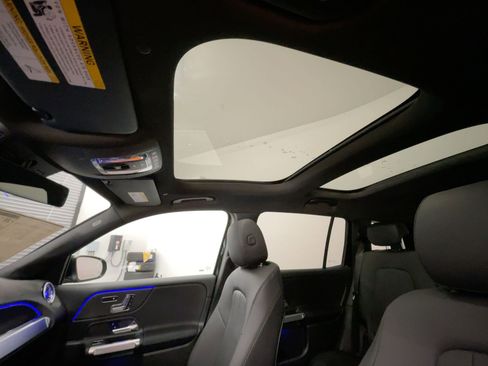 New 2026 Mercedes-Benz GLB 250 GLB 250 image 15