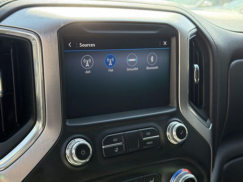 Used 2021 GMC Sierra 1500 Elevation w/ LPO, Elevation Black Package AWD/4WD image 12