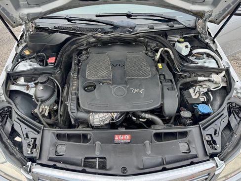 Used 2013 Mercedes-Benz C 300 4MATIC Sedan image 16