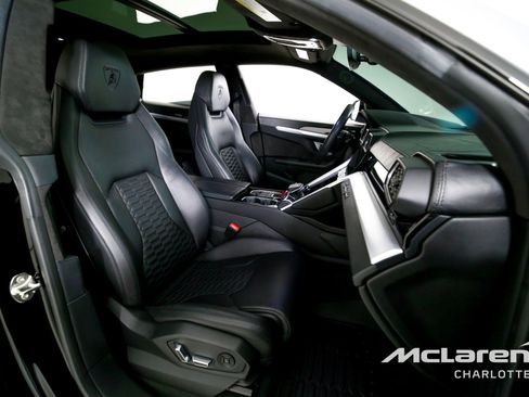 Used 2019 Lamborghini Urus image 28