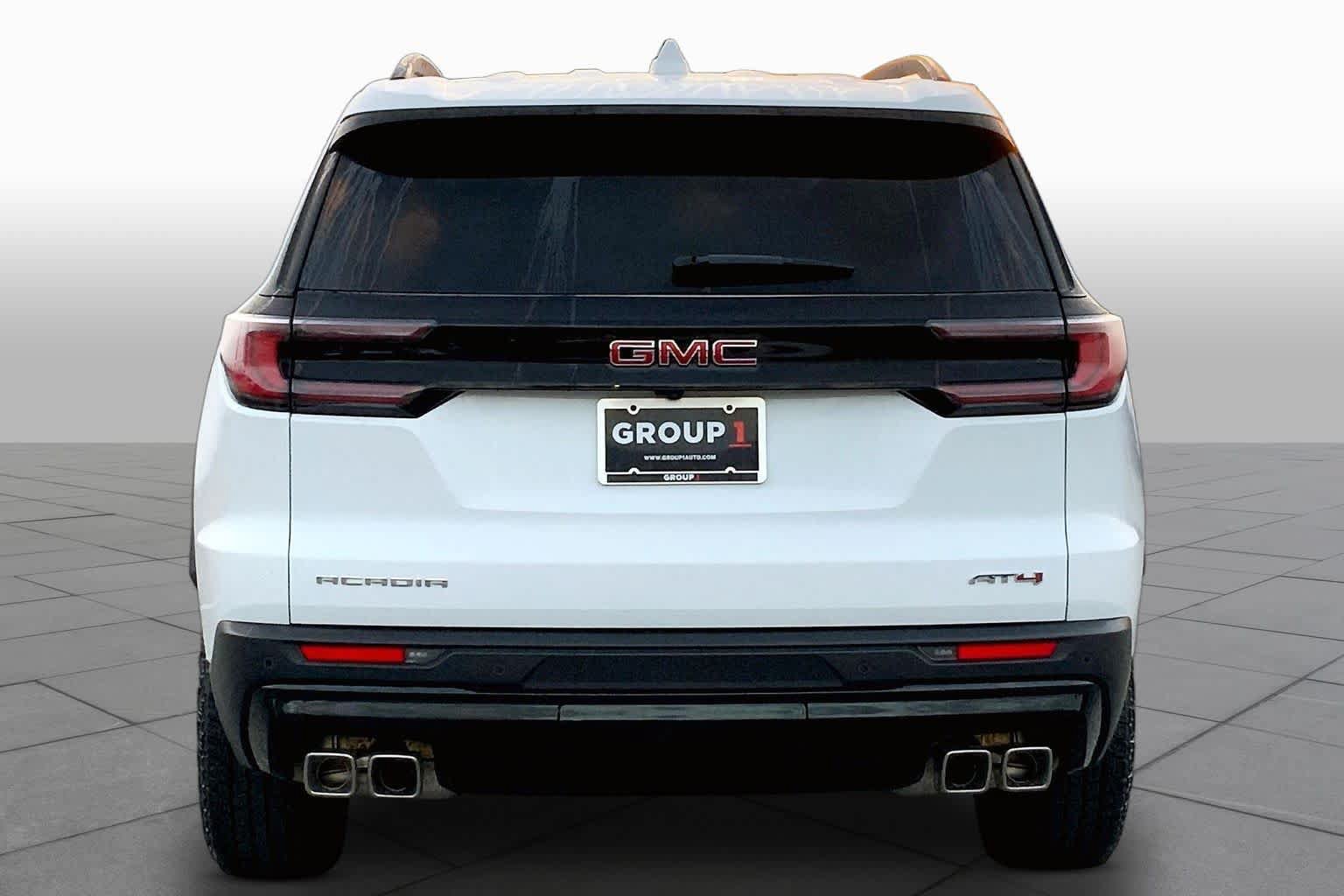 Used 2026 GMC Acadia AT4 w/ Super Cruise Package AWD/4WD image 5