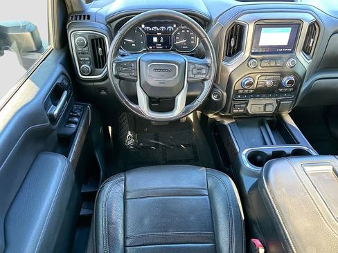 Used 2020 GMC Sierra 2500 Denali w/ Denali Ultimate Package image 23