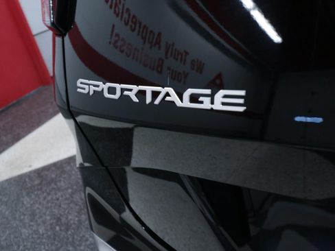 Used 2023 Kia Sportage SX FWD image 33
