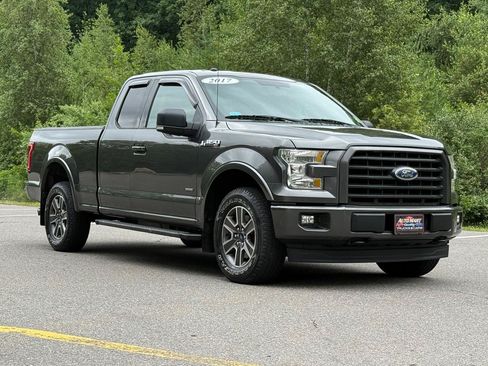 Used 2017 Ford F150 XLT w/ Equipment Group 302A Luxury AWD/4WD image 12
